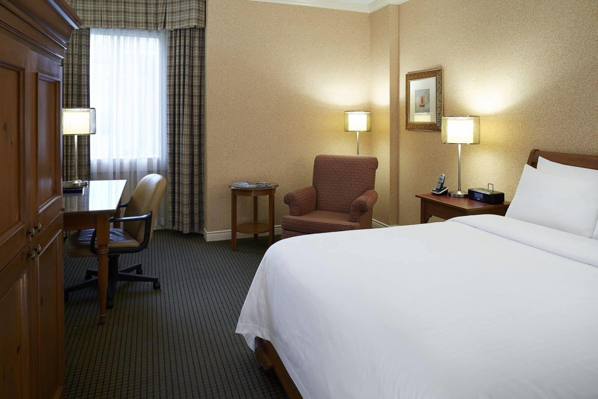 הליפקס The Barrington Hotel מראה חיצוני תמונה